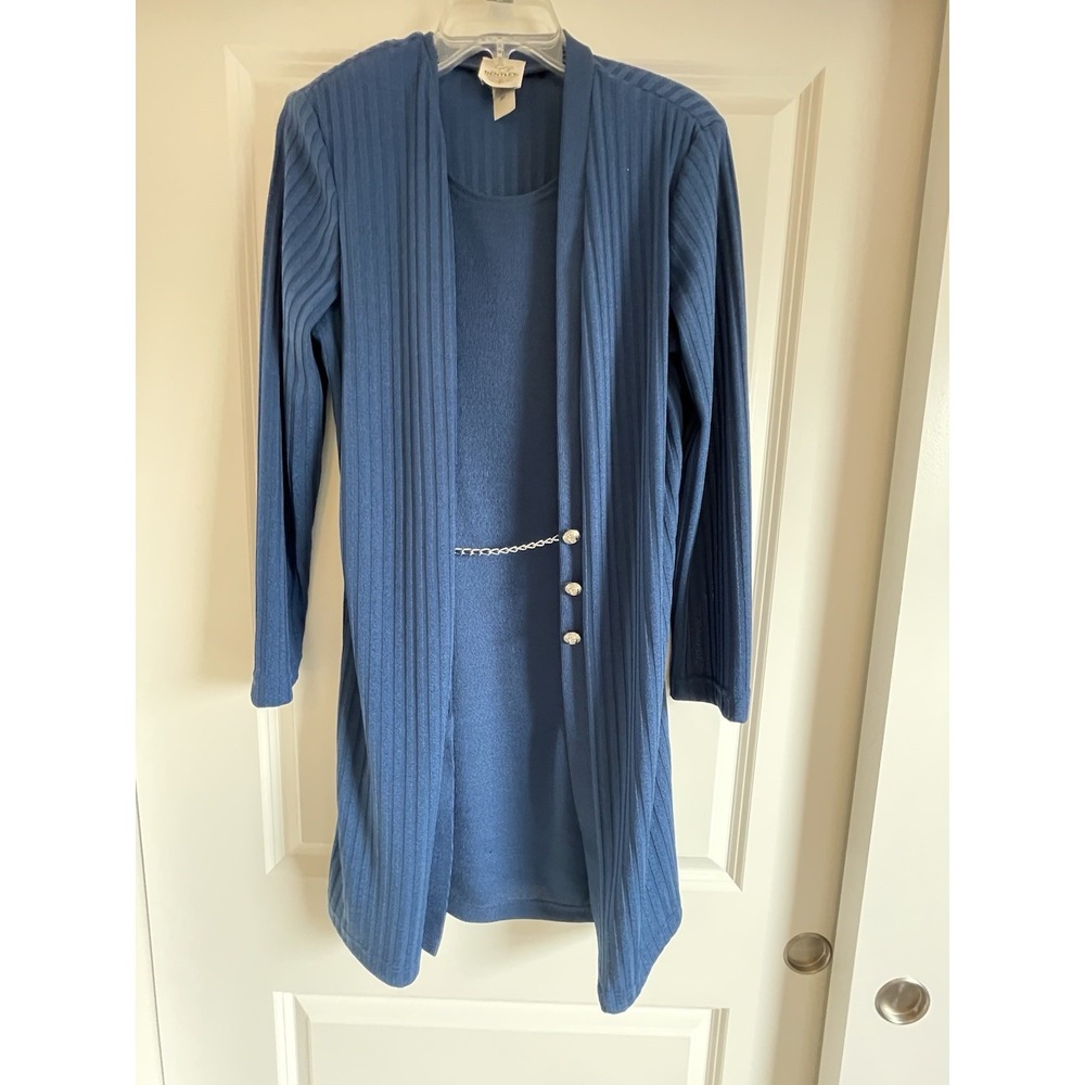Bentley 3piece Knit Classic Traveler Long Line Cardigan Gold Tone Button